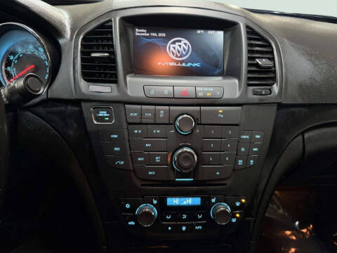 2013 Buick Regal Premium 3