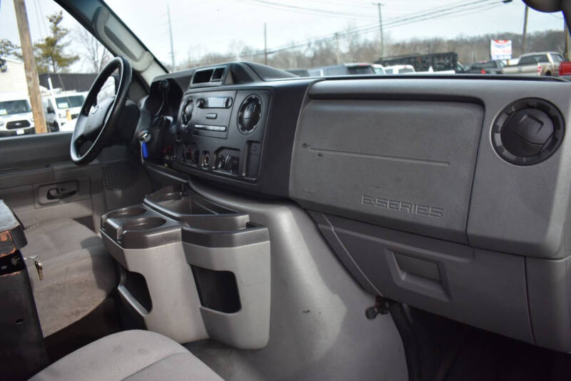 2011 Ford E-Series E-250