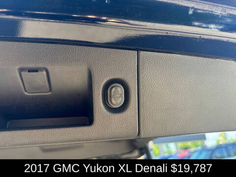 2017 GMC Yukon XL Denali