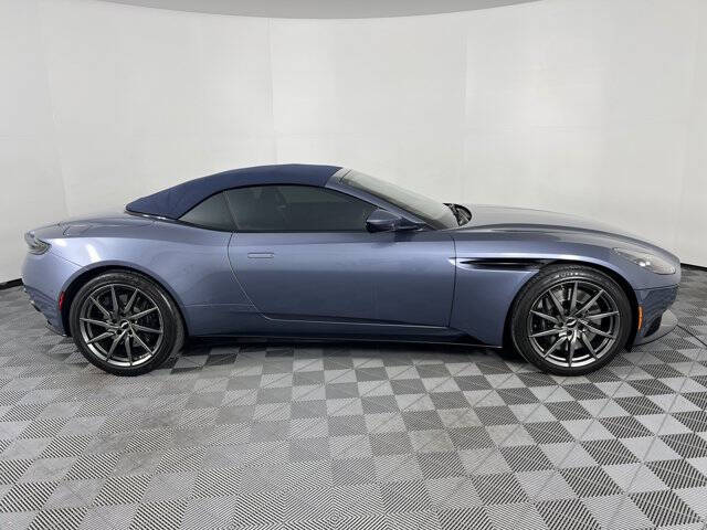 2019 Aston Martin DB11 Volante