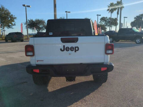 2022 Jeep Gladiator Sport S