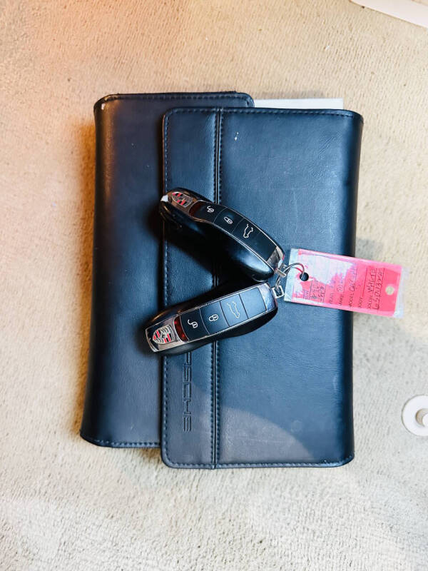 2011 Porsche Cayenne Tiptronic