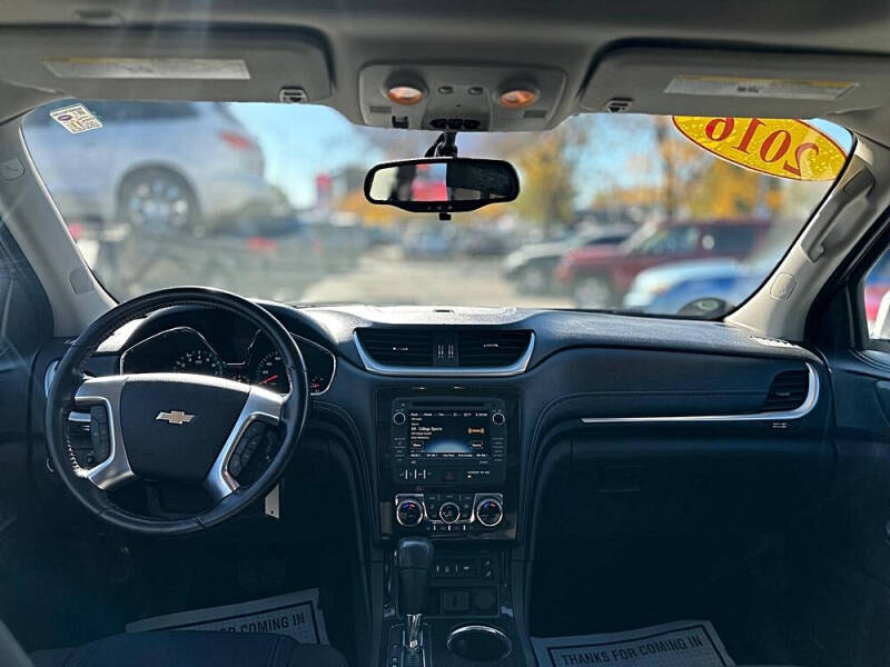2016 Chevrolet Traverse LT