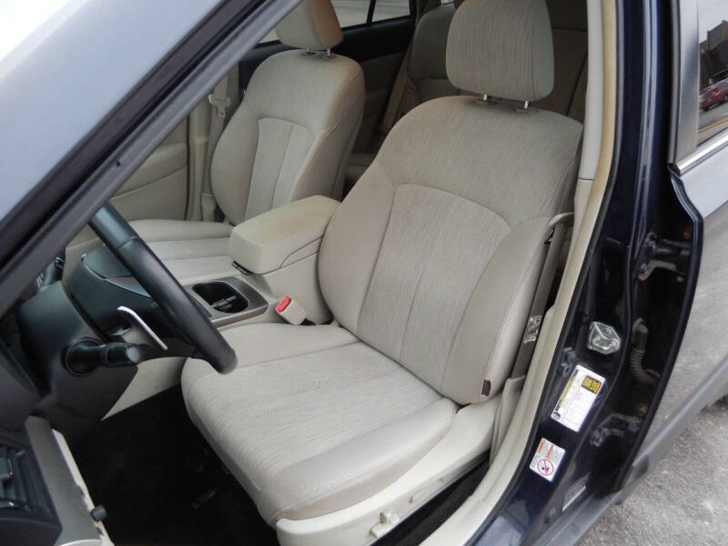 2013 Subaru Outback 2.5i Premium