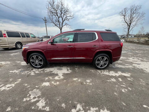 2017 GMC Acadia Denali