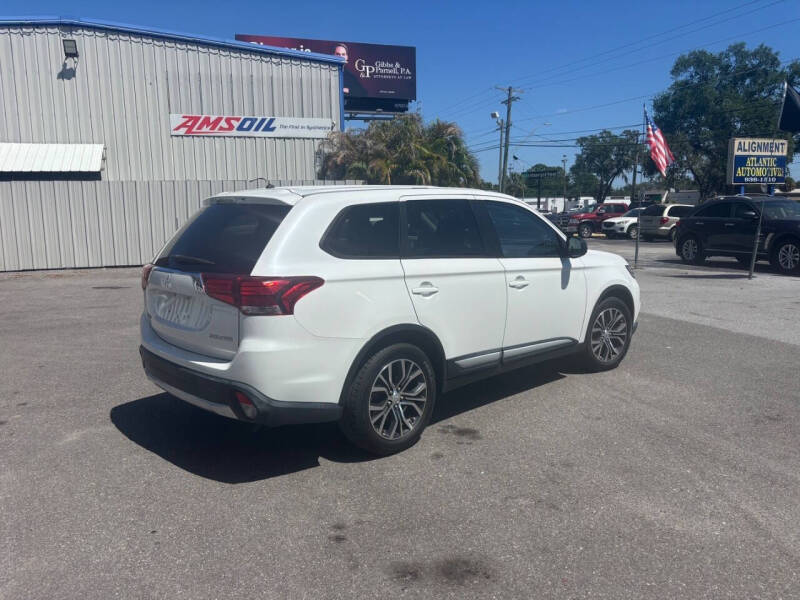 2016 Mitsubishi Outlander ES