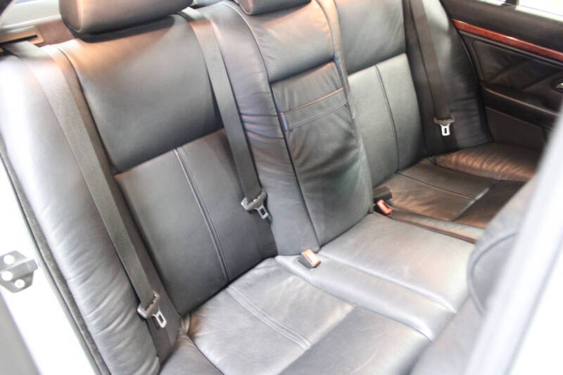 2000 BMW 5 Series 528i