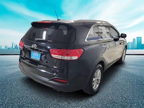 2016 Kia Sorento LX