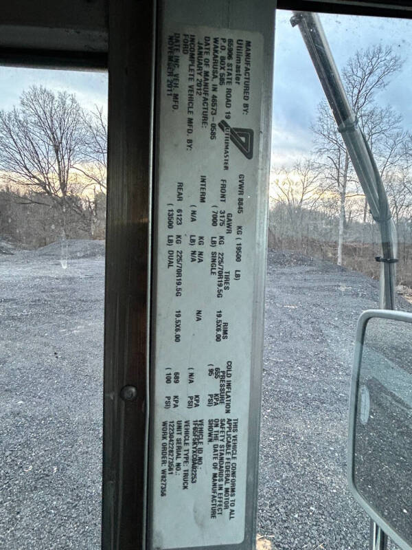 2012 Ford Stripped Chassis