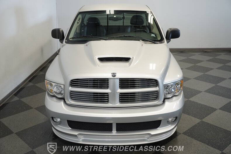 2004 Dodge Ram 1500 SRT-10