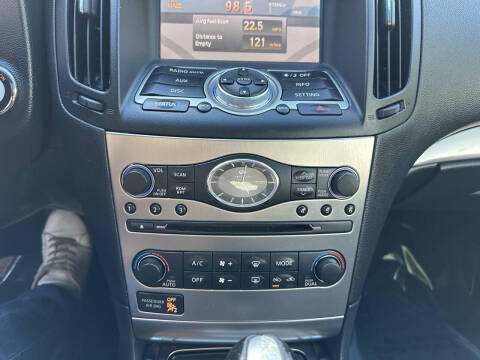 2013 Infiniti G37 Sedan x