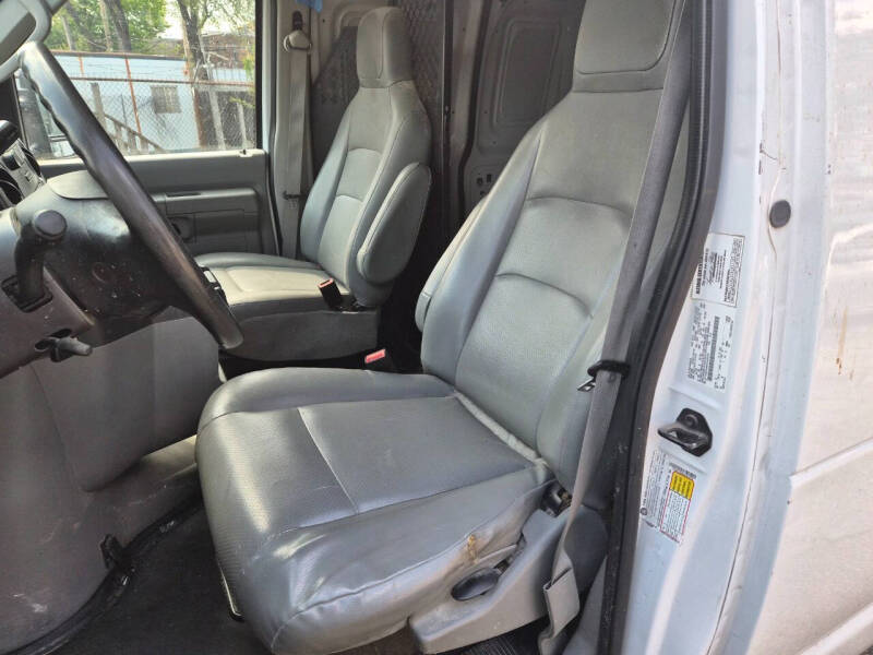 2014 Ford E-Series E-150