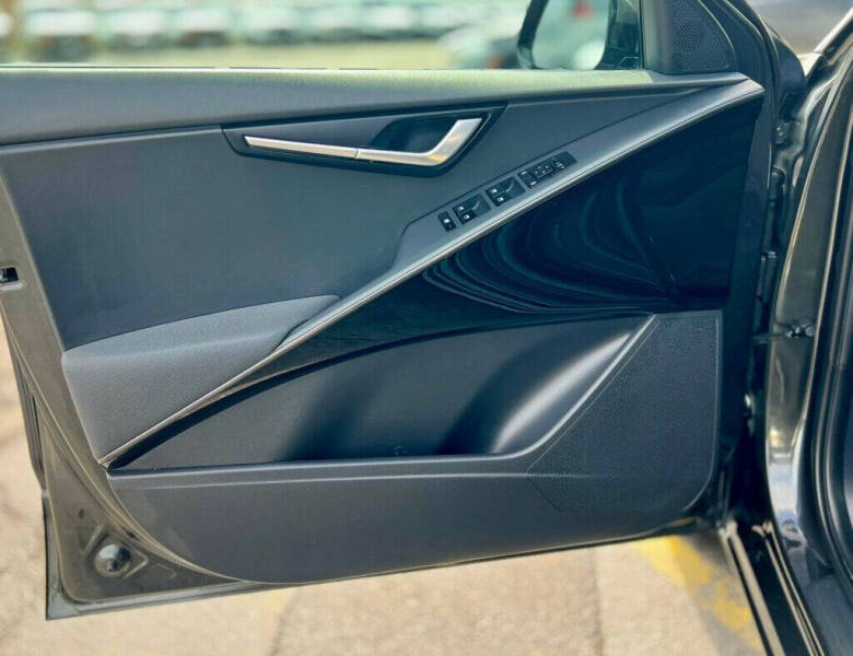 2023 Kia Niro EV Wind