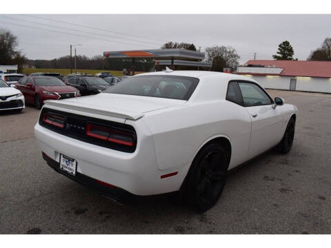 2016 Dodge Challenger R/T Plus