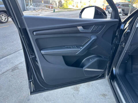 2020 Audi Q5 quattro Premium Plus 45 TFSI