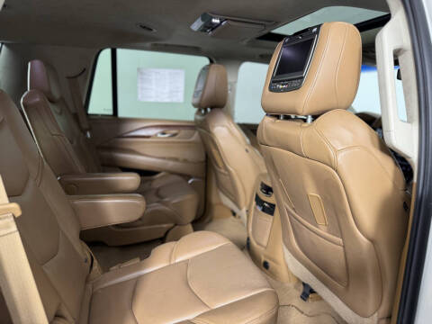 2015 Cadillac Escalade Platinum