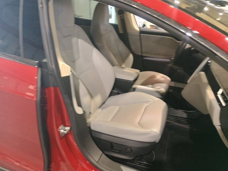 2016 Tesla Model S 70