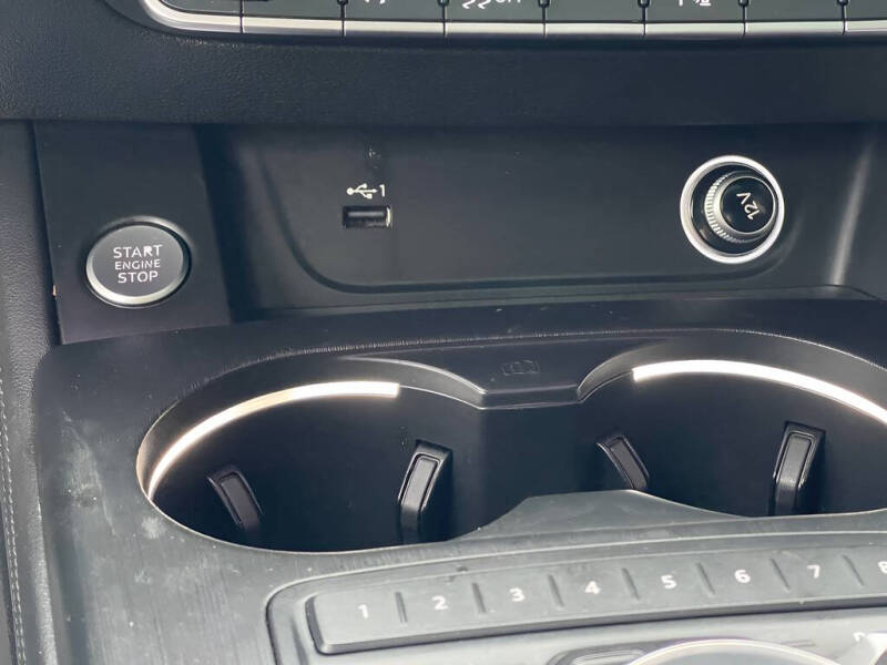 2019 Audi A4 Premium Plus 40 TFSI