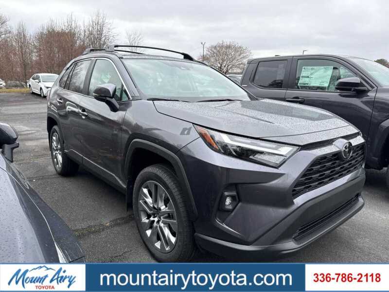 2025 Toyota RAV4 XLE Premium