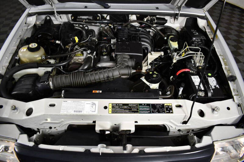 2003 Mazda Truck B2300