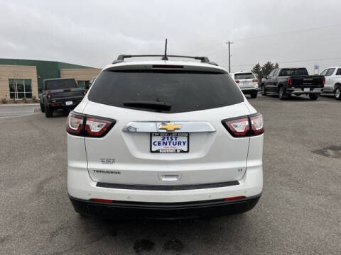 2017 Chevrolet Traverse LT