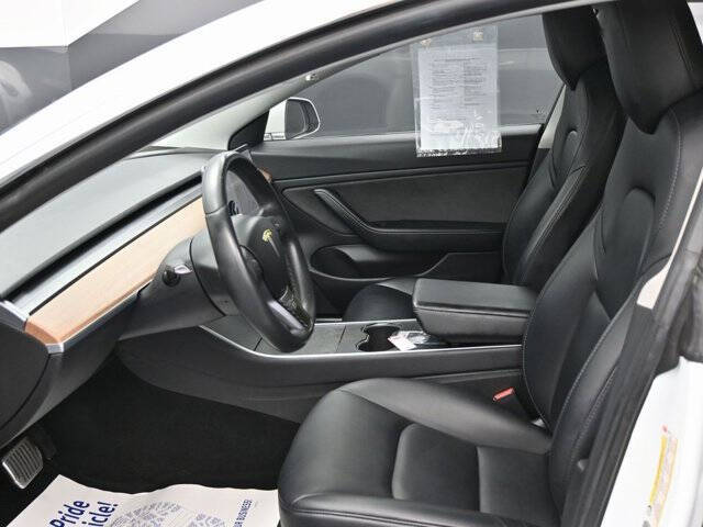 2019 Tesla Model 3 Mid Range