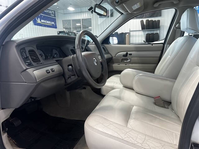 2008 Mercury Grand Marquis LS