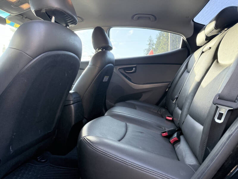 2014 Hyundai Elantra SE