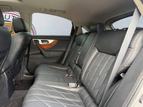 2009 Infiniti FX35
