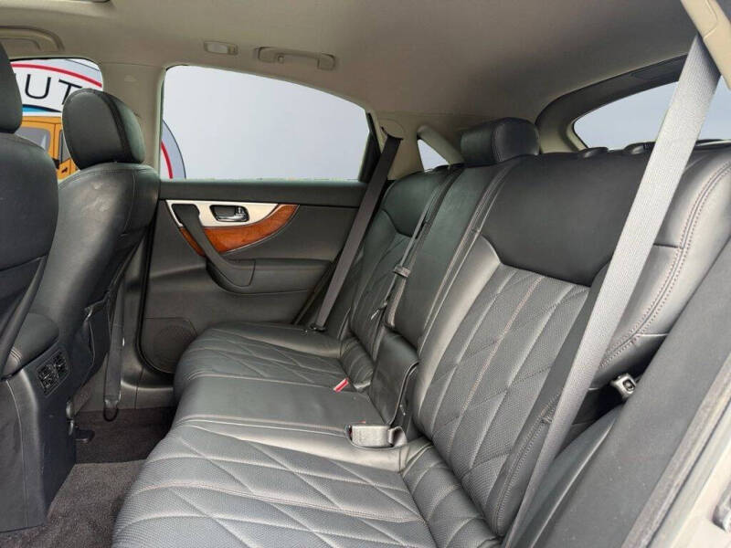 2009 Infiniti FX35
