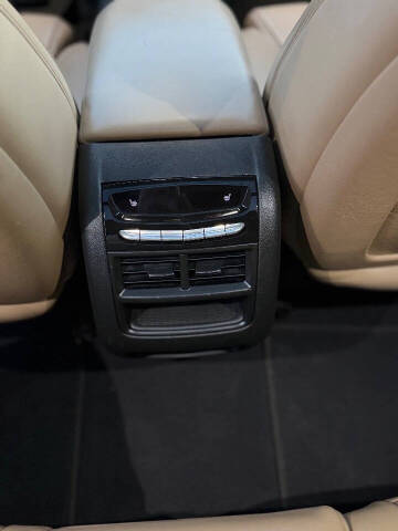 2017 Cadillac XT5 Platinum