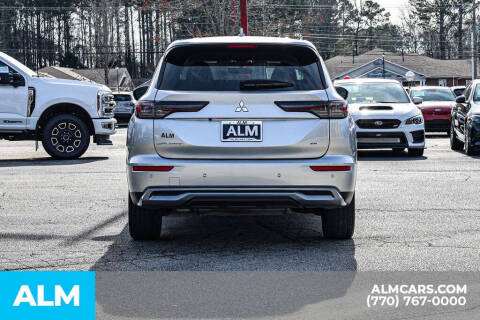 2025 Mitsubishi Outlander SE