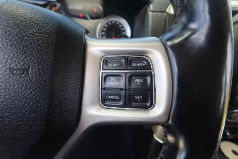 2017 RAM 1500 Laramie