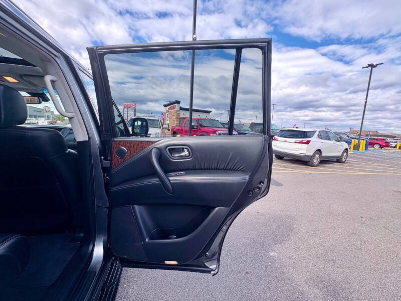 2017 Nissan Armada Platinum