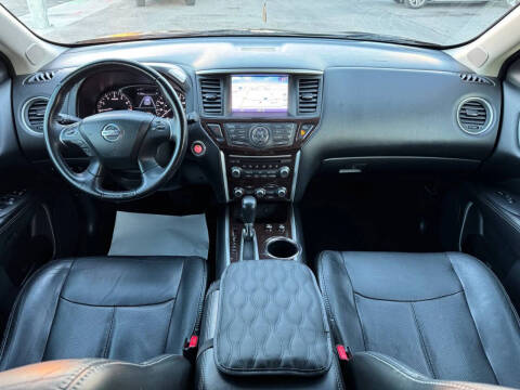 2014 Nissan Pathfinder Platinum