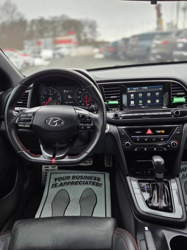 2018 Hyundai Elantra Sport