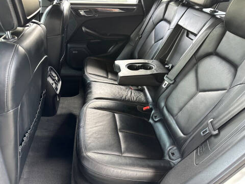 2017 Porsche Macan S