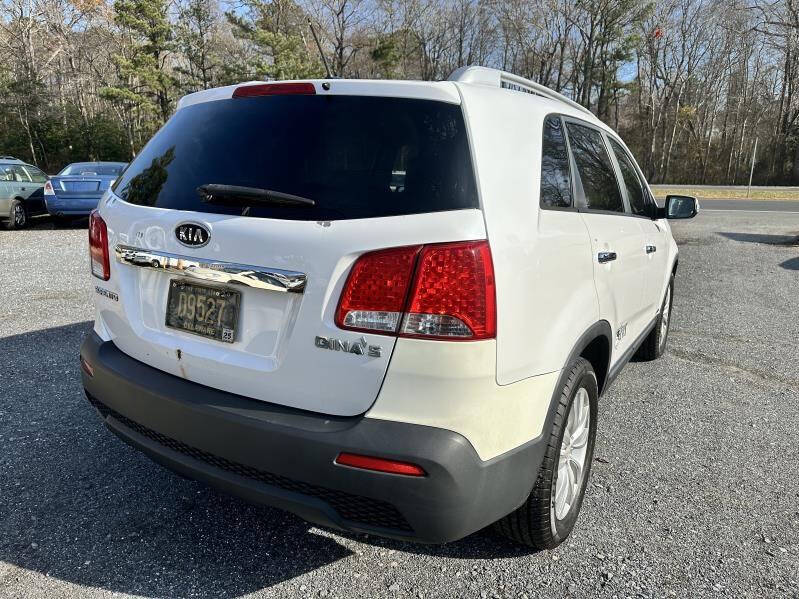 2011 Kia Sorento LX photo 8