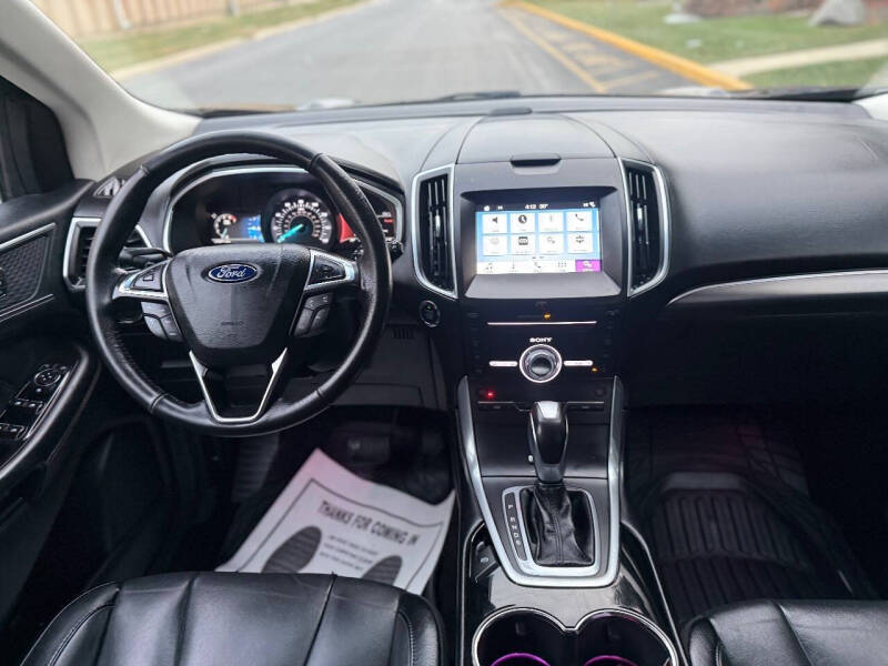 2017 Ford Edge Titanium