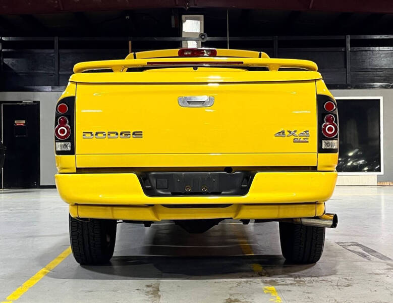 2004 Dodge Ram 1500 SLT