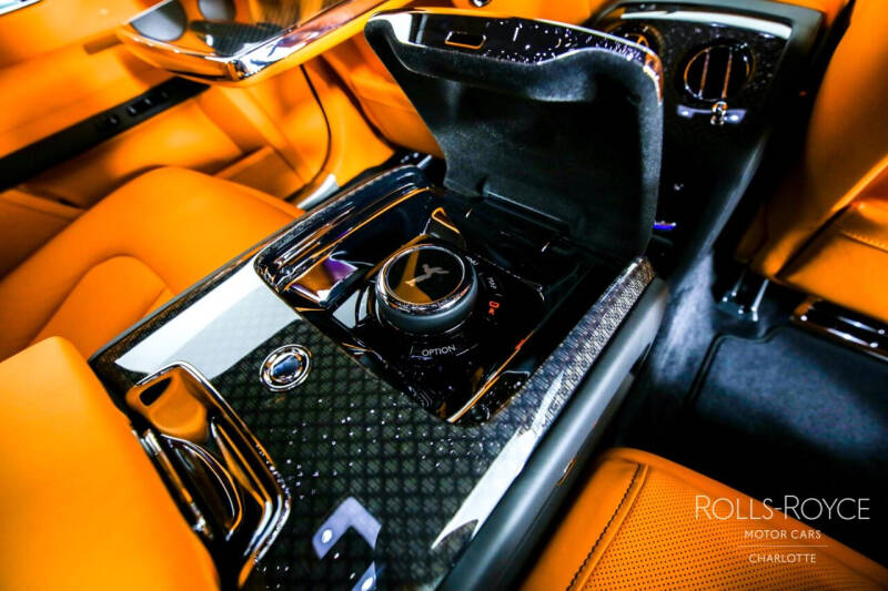 2022 Rolls-Royce Black Badge Ghost