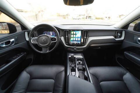 2025 Volvo XC60 B5 Plus Dark Theme