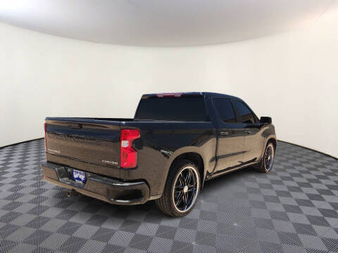 2023 Chevrolet Silverado 1500 Custom