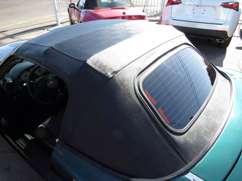 2002 Mazda MX-5 Miata