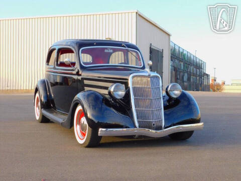 1935 Ford Tudor