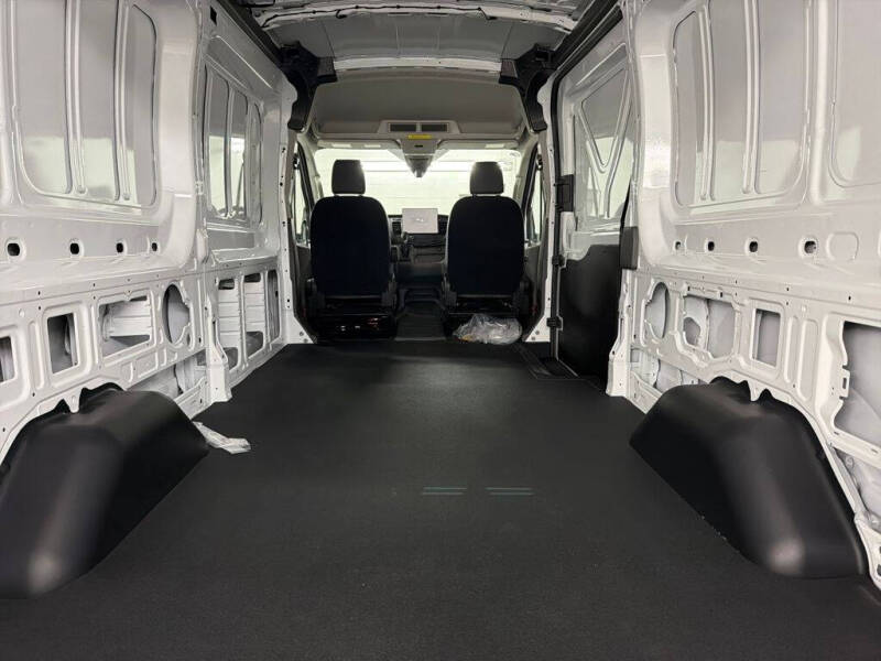 2026 Ford Transit 250