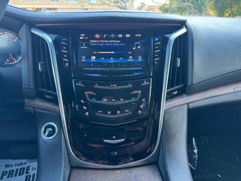 2019 Cadillac Escalade Luxury