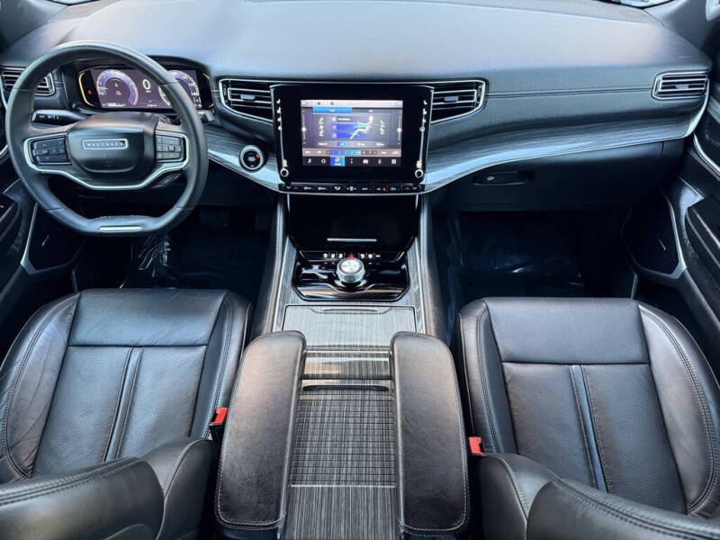 2022 Jeep Wagoneer Series II