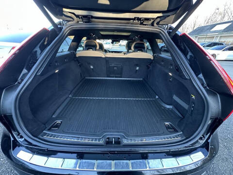 2018 Volvo V90 Cross Country T5