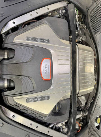 2017 Porsche Panamera Turbo